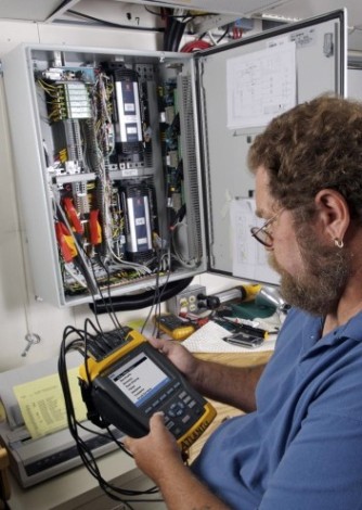 Анализатор качества электроэнергии Fluke 434 серии II [4116638]