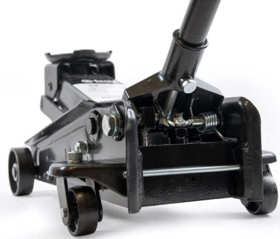 Домкрат подкатной БелАК 3 тонны в коробке (БАК.00533) [БАК.00533]