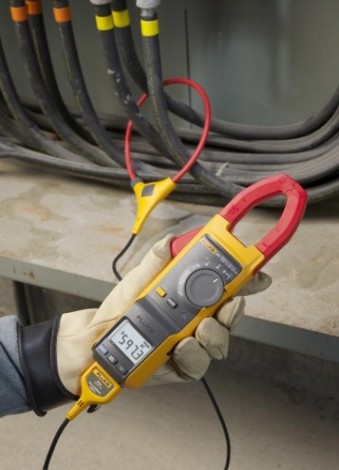 Клещи токоизмерительные Fluke 381 со съемным дисплеем [3610452]