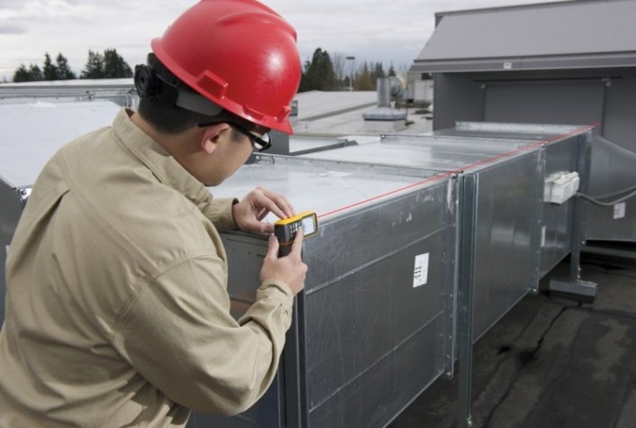 Лазерный дальномер Fluke 424D [4106866]