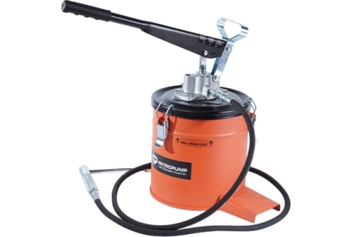 Нагнетатель смазки Petropump PP210021 ручной емкостью 3 кг, 275 бар