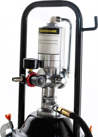 Нагнетатель смазки Unilube UG7500 пневматический (50:1) с емкостью 12 кг, шланг