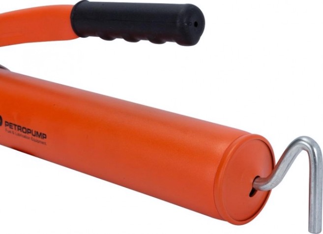 Шприц Petropump PP100110 рычажный, 413атм, 500см3, трубка