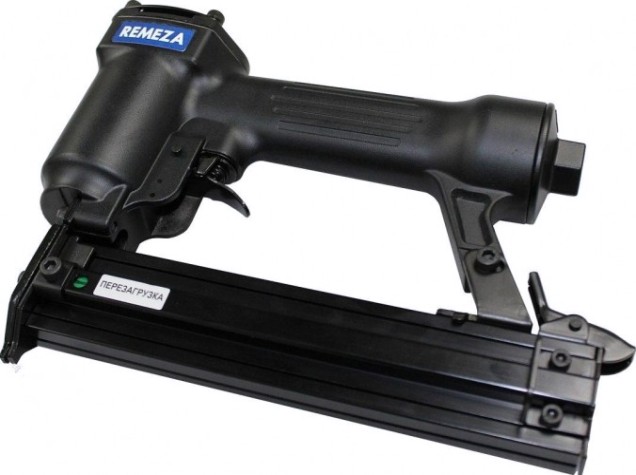 Скобозабиватель пневматический REMEZA F18/30 [8154990]